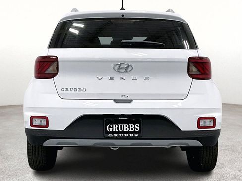 New 2026 Hyundai Venue SEL image 5