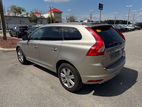 Used 2016 Volvo XC60 T6 w/ Proximity Package image 9