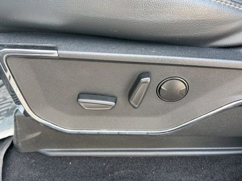 Used 2024 Ford F150 Lariat image 15