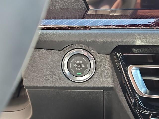 New 2027 Chevrolet Traverse RS AWD/4WD image 17