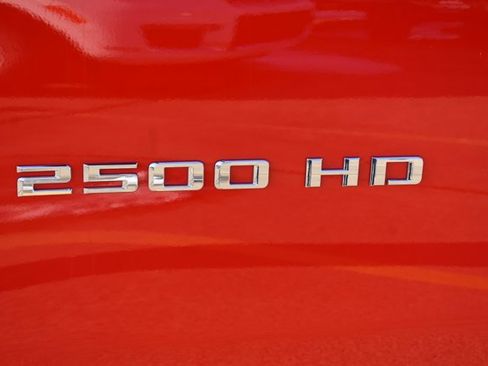 Used 2025 Chevrolet Silverado 2500 Custom w/ Custom Value Package image 11