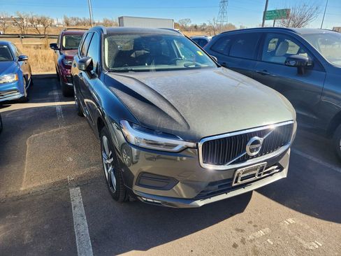 Used 2019 Volvo XC60 T6 Momentum w/ Advanced Package image 1
