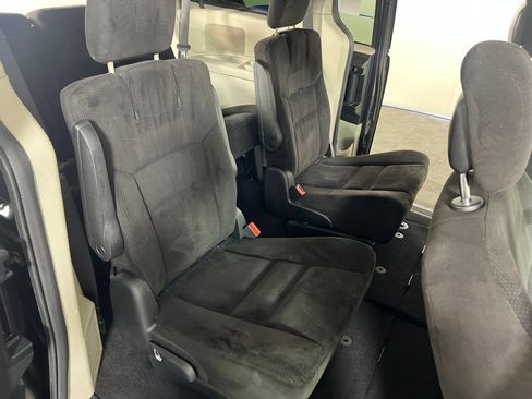 Used 2014 Dodge Grand Caravan SE w/ Quick Order Package 29E SE FWD image 13