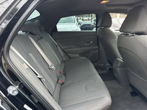 Used 2024 Hyundai Elantra SEL w/ Convenience Package FWD image 29