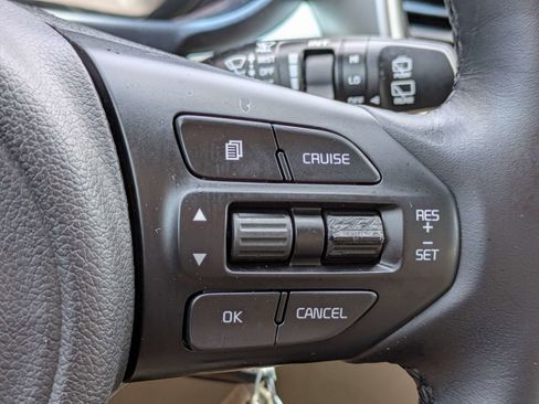 Used 2017 Kia Sorento FWD w/ LX Convenience Package image 32
