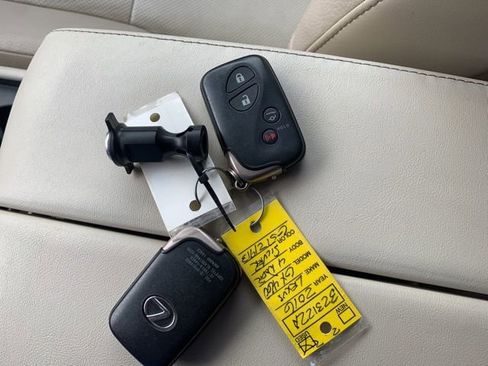 Used 2016 Lexus GX 460 w/ Premium Package image 46