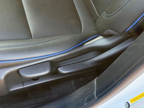 Used 2025 Buick Envista Sport Touring FWD image 22