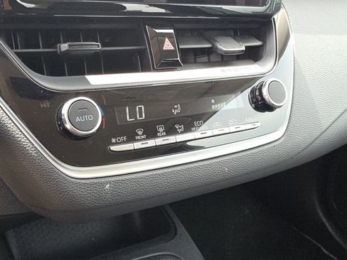 Used 2024 Toyota Corolla LE FWD image 23