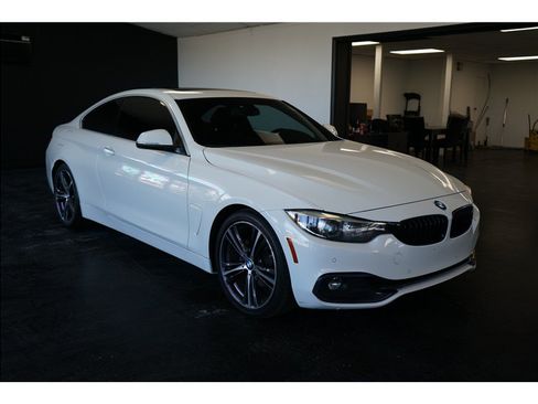 Used 2019 BMW 430i Coupe w/ Convenience Package RWD image 9