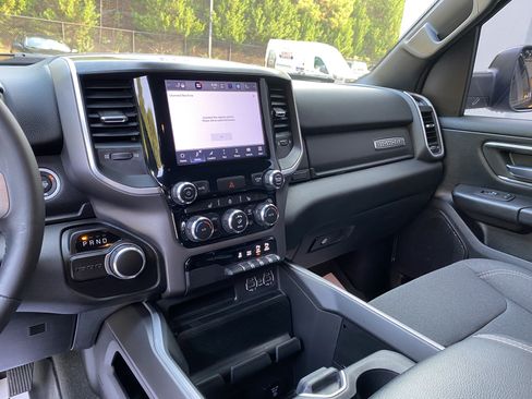 Used 2022 RAM 1500 Big Horn RWD image 23