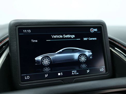 Used 2018 Aston Martin DB11 V12 RWD image 35