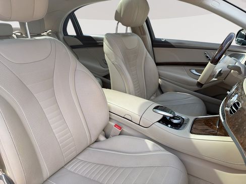 Used 2018 Mercedes-Benz S 560 4MATIC Sedan w/ Premium Package image 28