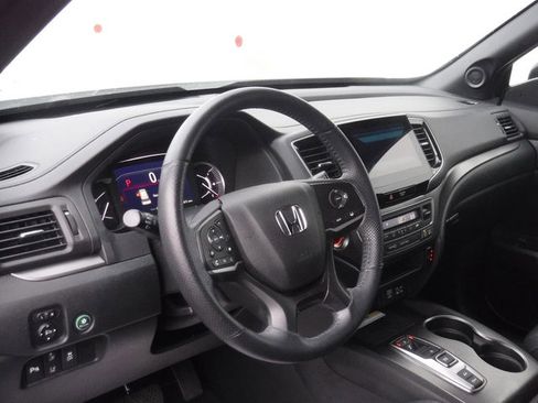 Used 2023 Honda Passport EX-L image 14