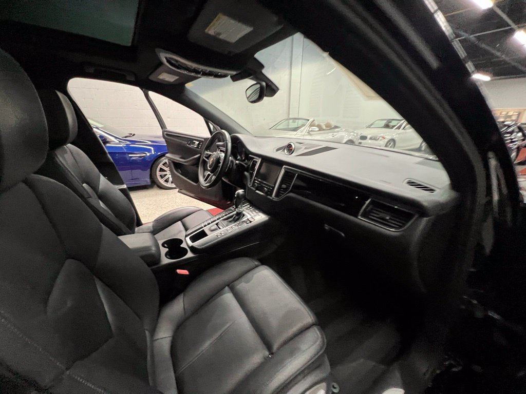 Used 2015 Porsche Macan S w/ Premium Package Plus AWD/4WD image 32