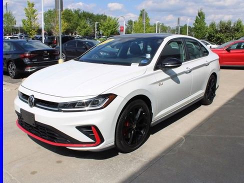 Used 2025 Volkswagen Jetta GLI Autobahn w/ GLI Black Package FWD image 3