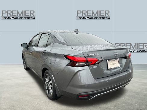 New 2025 Nissan Kicks SR image 7