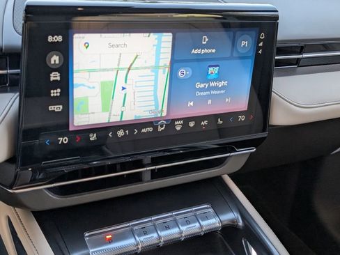 New 2025 Lincoln Nautilus Premier AWD/4WD image 15