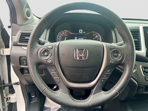 Used 2020 Honda Ridgeline RTL image 11