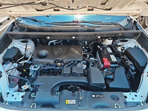 Used 2024 Toyota RAV4 XLE w/ Weather Package AWD/4WD image 22