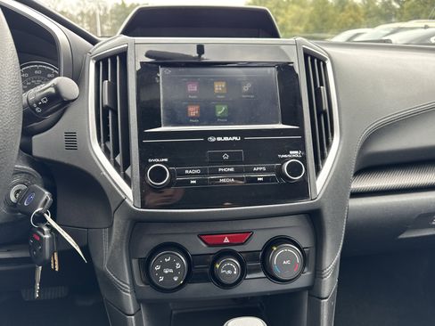 Used 2018 Subaru Impreza 2.0i Premium image 19