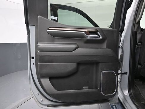 Used 2024 GMC Sierra 1500 SLE RWD image 9