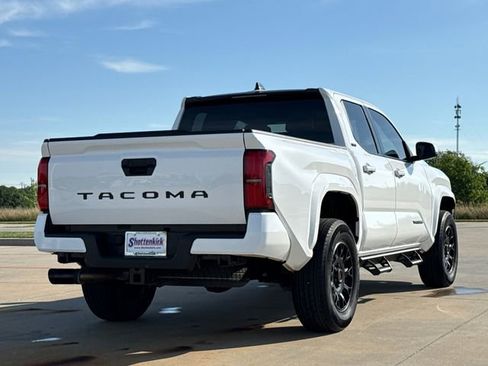 Used 2024 Toyota Tacoma SR5 RWD image 9