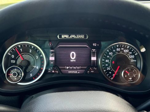 Used 2019 RAM 2500 Tradesman w/ Safety Group AWD/4WD image 27