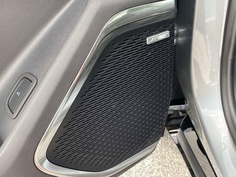 New 2026 Chevrolet Traverse RS image 19