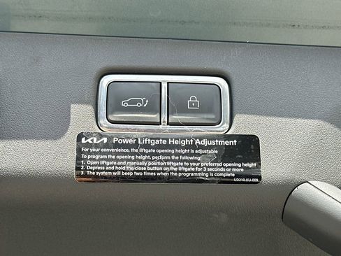 Certified 2024 Kia EV9 Wind AWD/4WD image 7