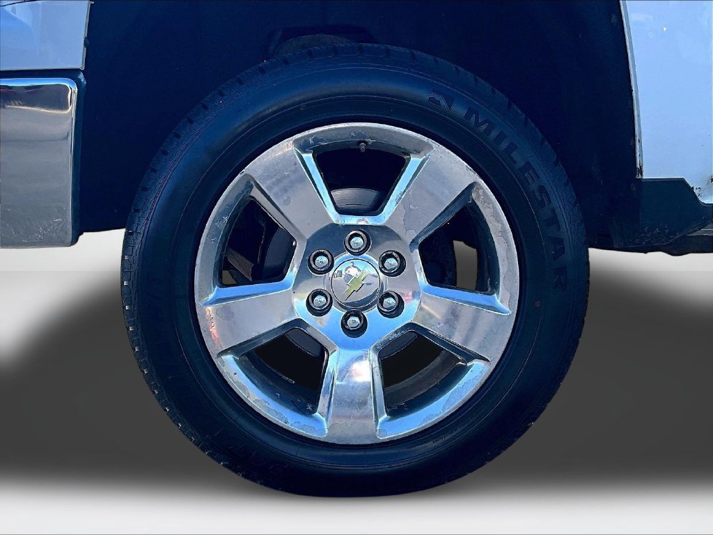 Used 2015 Chevrolet Silverado 1500 LT w/ LT Convenience Package AWD/4WD image 8