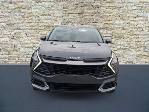 Used 2023 Kia Sportage EX FWD image 3