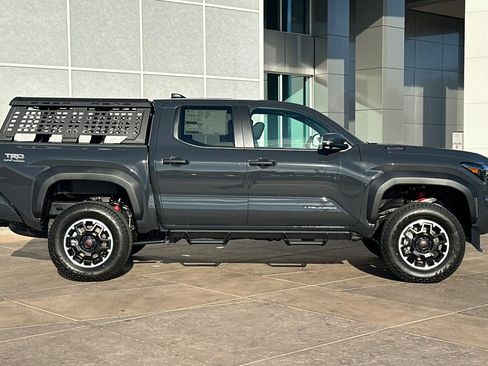 New 2025 Toyota Tacoma TRD Off-Road AWD/4WD image 3