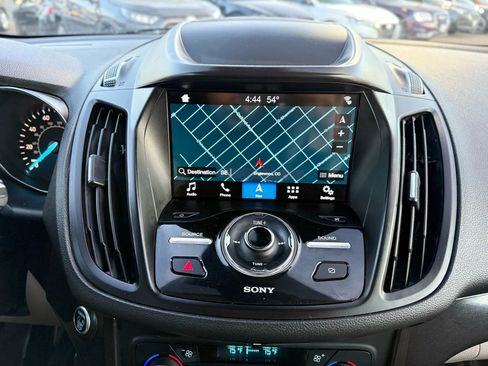 Used 2019 Ford Escape Titanium image 36