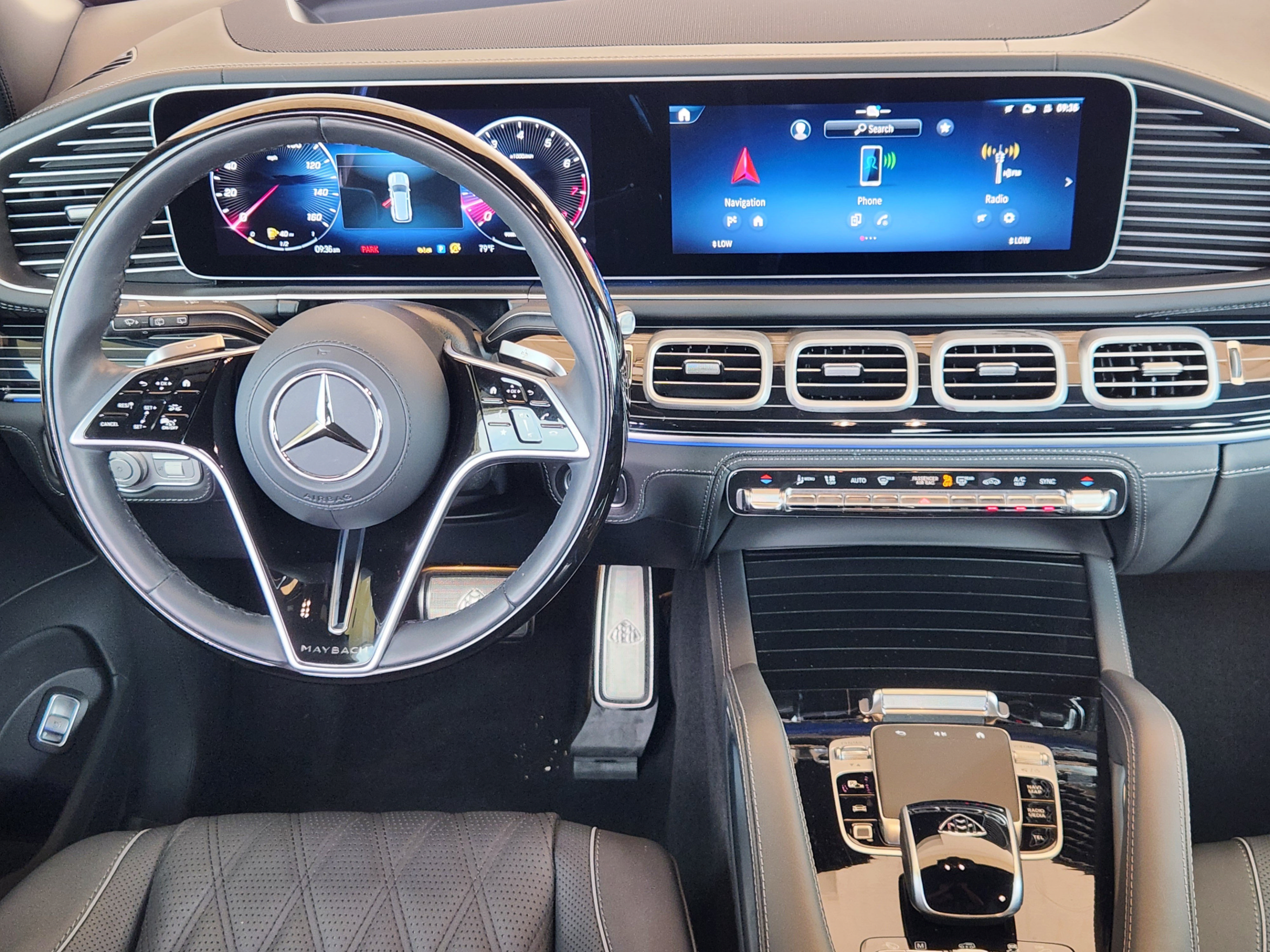 Used 2025 Mercedes-Benz Maybach GLS 600 4MATIC image 29