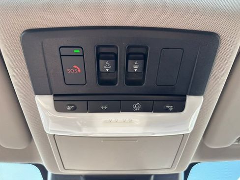 Used 2023 Nissan Rogue Platinum AWD/4WD image 14