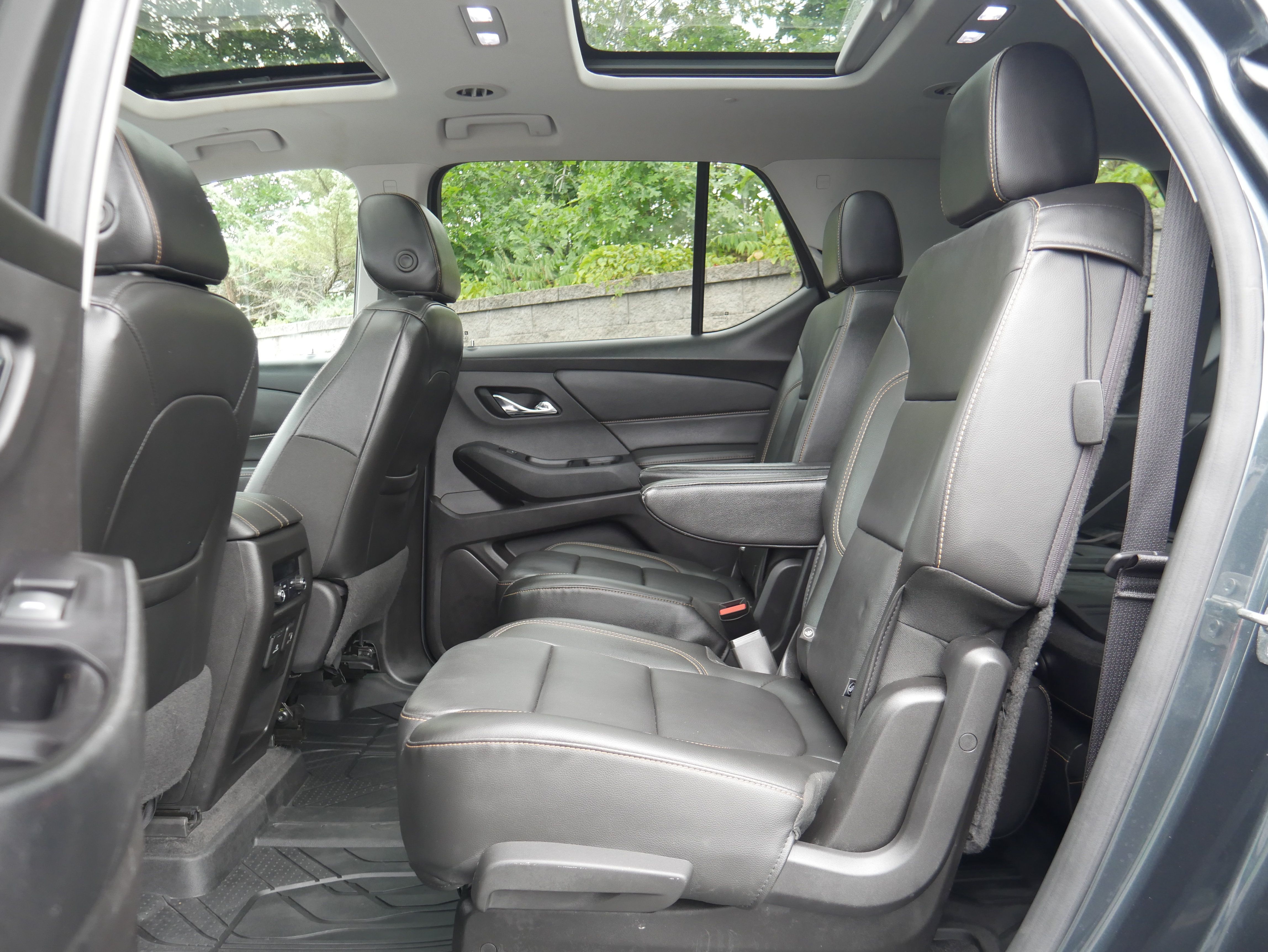 Certified 2019 Chevrolet Traverse LT w/ LT Premium Package AWD/4WD image 16