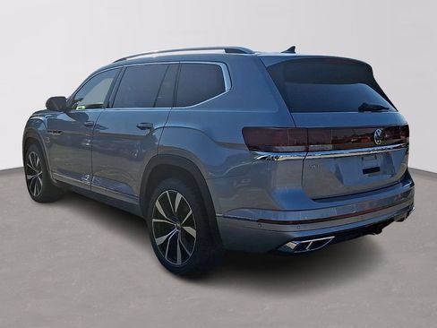 Used 2024 Volkswagen Atlas SEL Premium R-Line AWD/4WD image 4