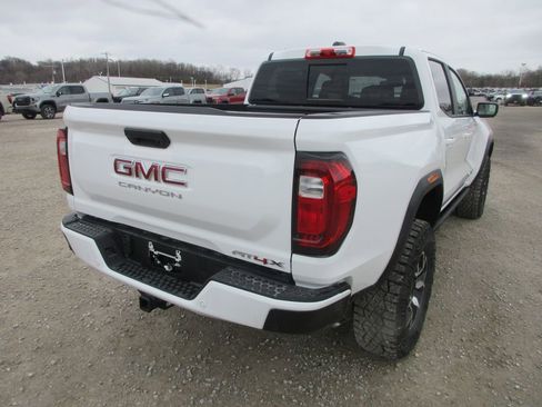 New 2026 GMC Canyon AT4X AWD/4WD image 5