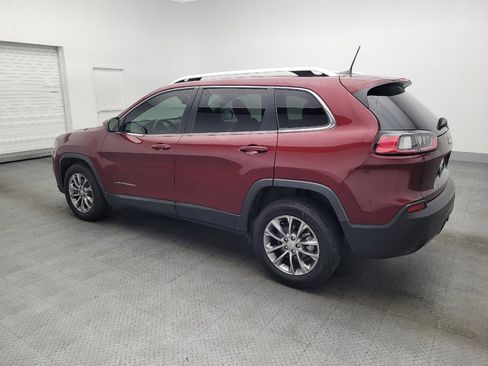 Used 2019 Jeep Cherokee Latitude Plus w/ Comfort/Convenience Group image 3