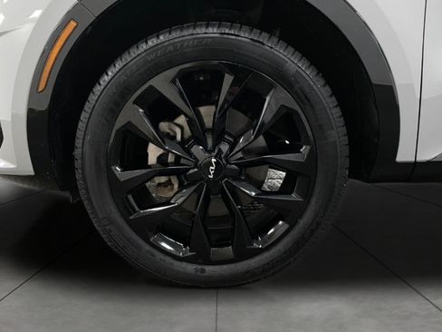 Used 2023 Kia Sorento SX AWD/4WD image 13