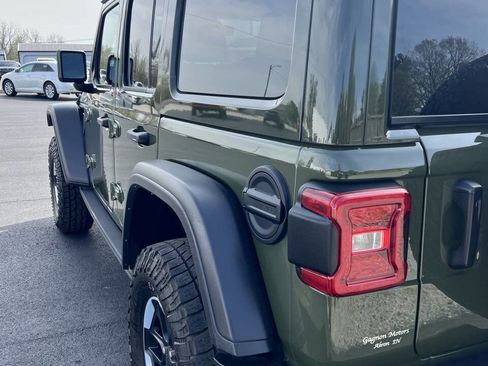 Used 2021 Jeep Wrangler Unlimited Rubicon image 7