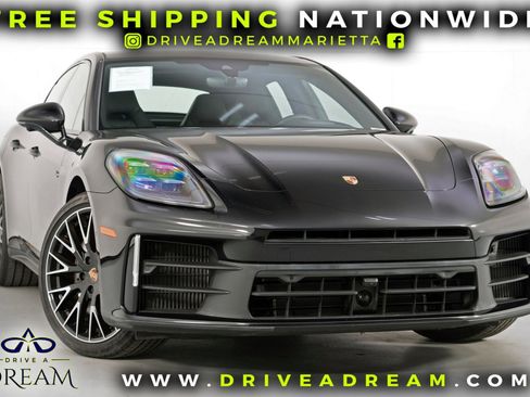 Used 2025 Porsche Panamera 4S w/ Premium Package image 2