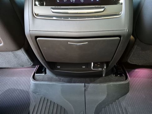 Certified 2025 Cadillac Escalade Sport w/ Touring Package image 22