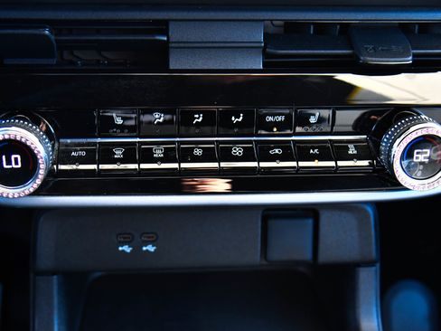 Used 2024 Honda Prologue EX image 26