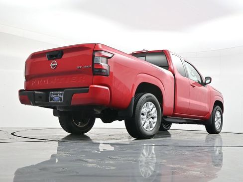 Used 2022 Nissan Frontier SV image 48