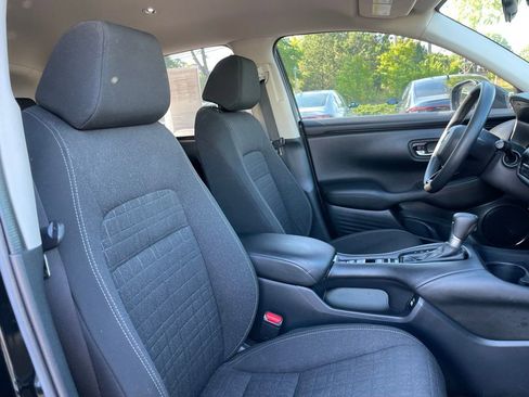 Certified 2023 Honda HR-V LX image 32