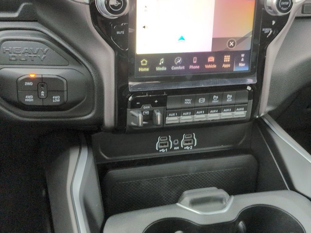 New 2026 RAM 3500 Big Horn AWD/4WD image 24