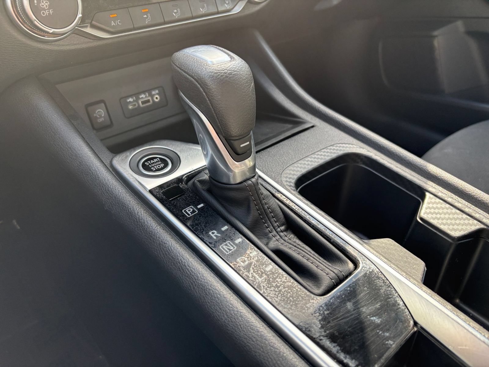 Used 2025 Nissan Sentra SV FWD image 38