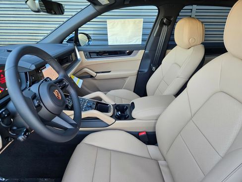 New 2026 Porsche Cayenne AWD/4WD image 26