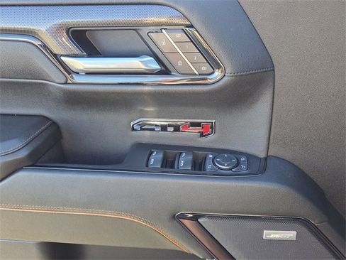 Used 2025 GMC Sierra 1500 AT4 w/ AT4 Premium Package image 29